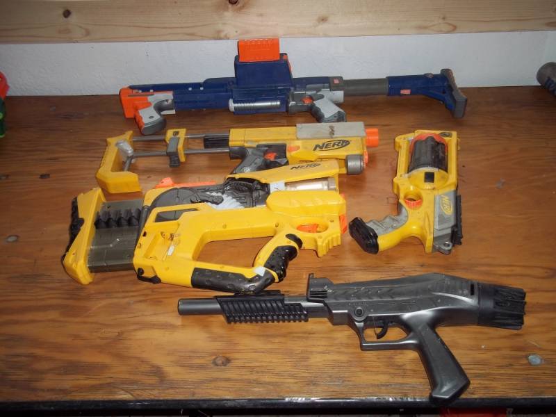 Lot of Kids Toy Guns