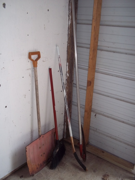 Lot of Shovels