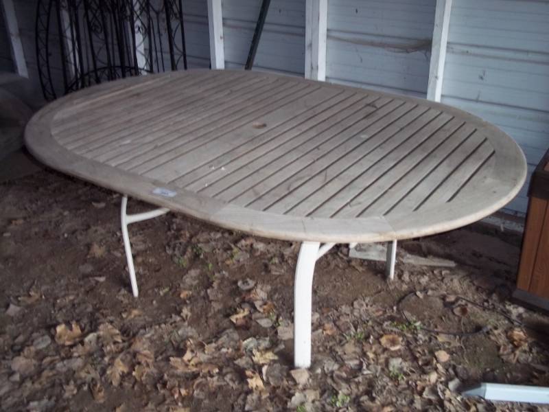 Outdoor table