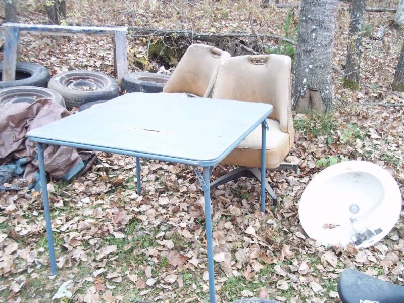 2 Chairs, table, and sink