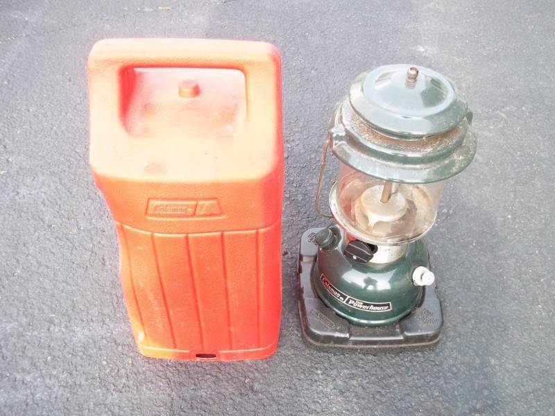 Coleman Gas lantern with case