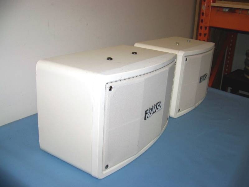 lot 54 image: (2) Panasonic, RAMSA, Speakers  Speaker Systems