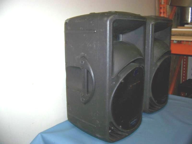 lot 7 image: (2) Mackie, SRM450 (V1 - original, made in Italy) 300-Watt, 12-Inch, Portable, Powered, Compact Active Loudspeakers  Speakers