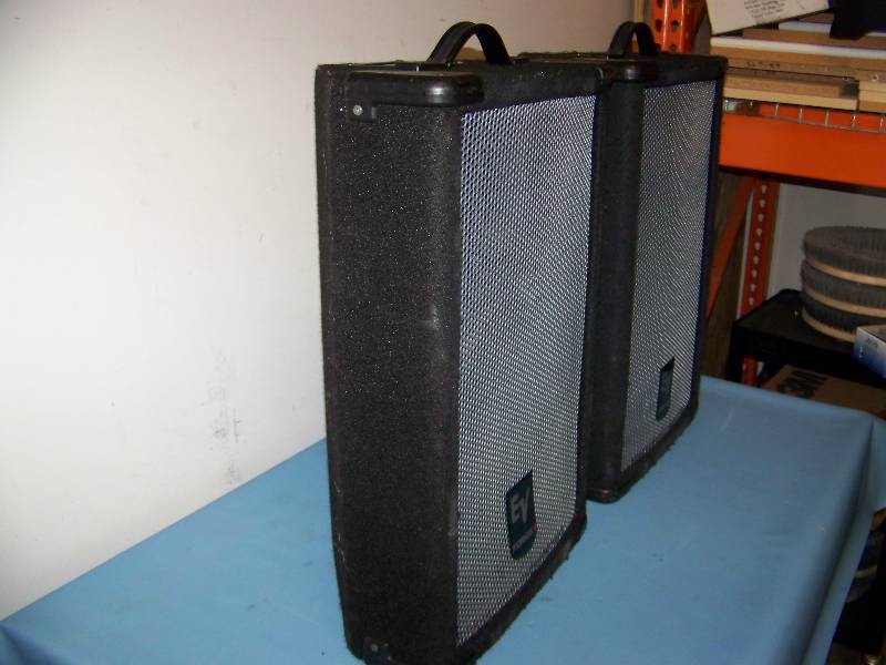 lot 6 image: (2) EV (Electro-Voice) Force i, 150-Watt, 12-Inch, 2-Way, Pro Audio Monitors  Speakers