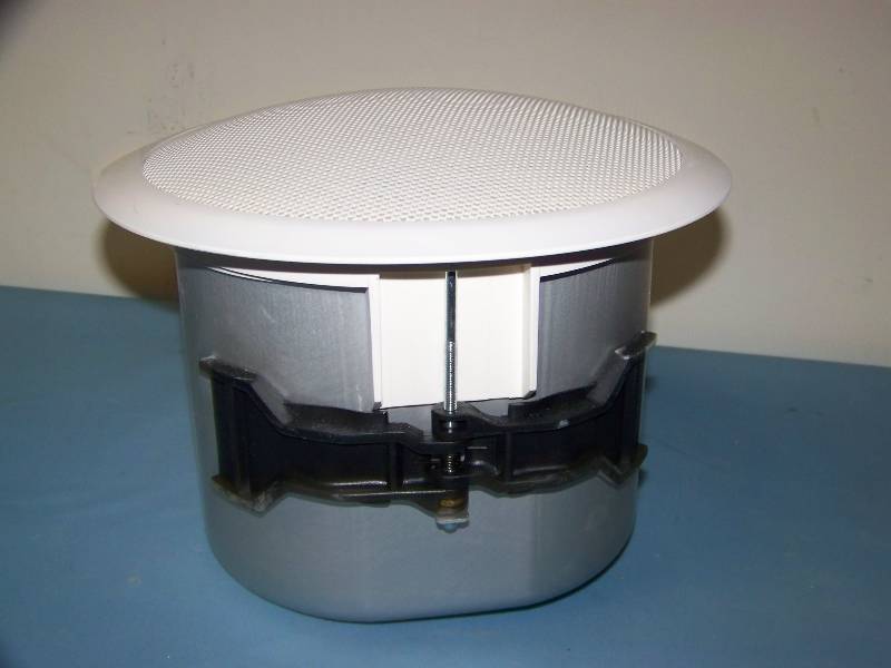 lot 50 image: (2) SoundTube, 5.25 Coax, 2-Way, In-Ceiling Speakers with Ceiling Tile Brackets