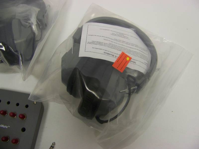 lot 80 image: SoundMate (Telex), Audio Assistive Listening System with (5) Headsets  Headphones