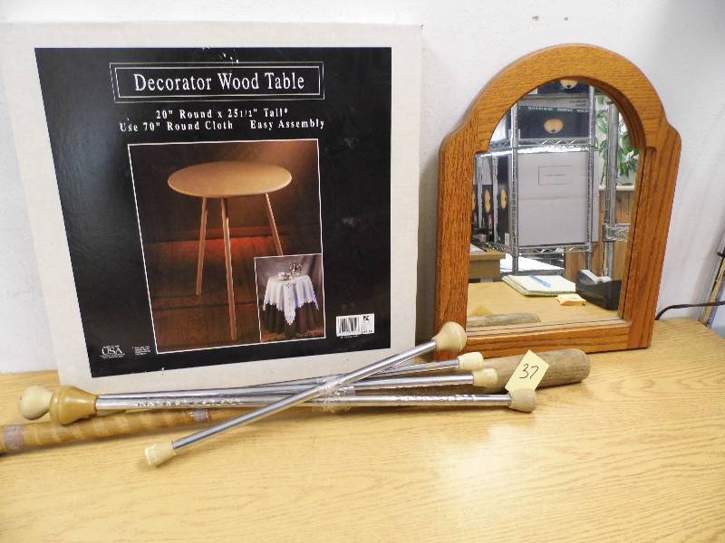 Table - Mirror -Baton