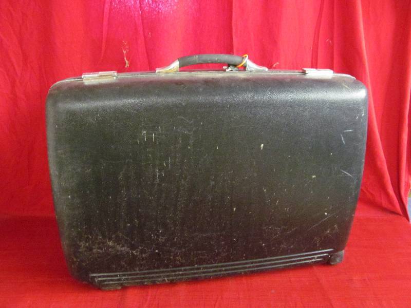 American Tourist suitcase