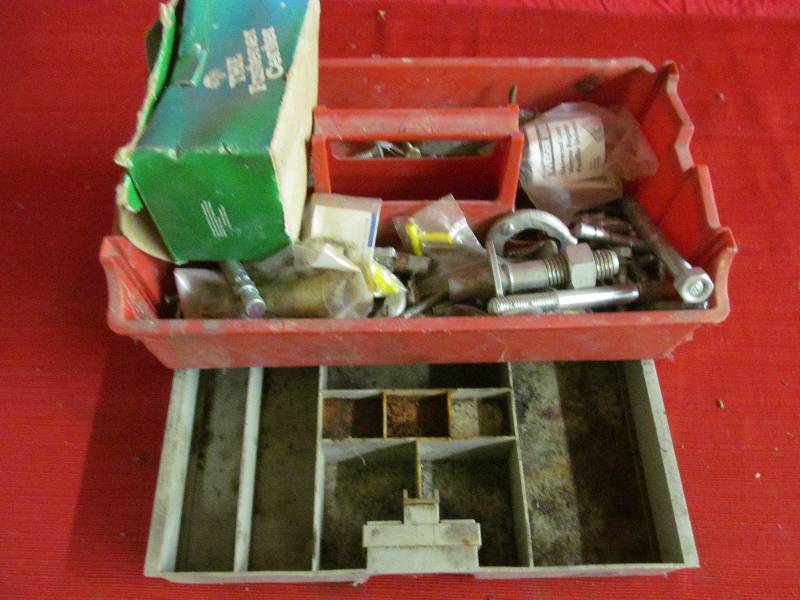 tool caddy with fasteners