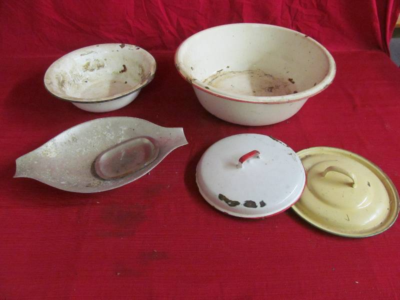 enamel dish pans, lids, aluminum platters