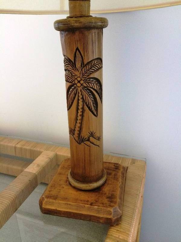 lot 27 image: Awesome Part Of The Bahama Bedroom Set - Carved Palm Tree Wood Rattan Ceramic Made In Indonesia Table Lamp With Shade & Shell Finial - Excellent Condition