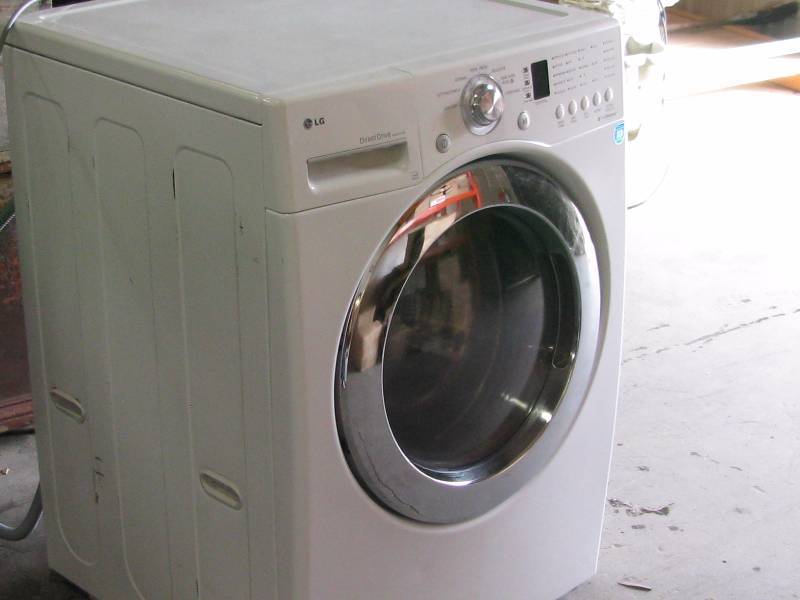 lot 13 image: LG Washer