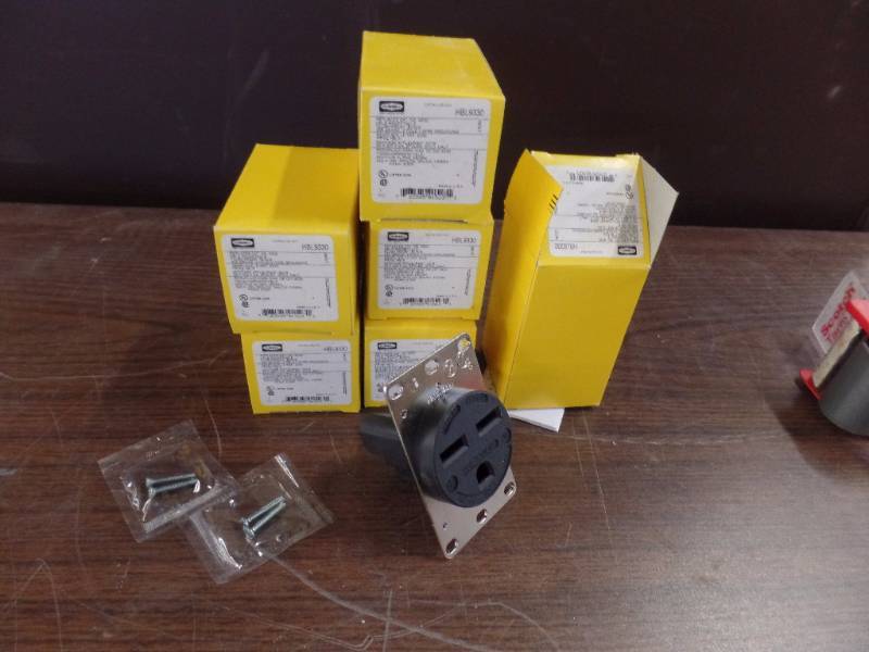 Twist Lock Plugs