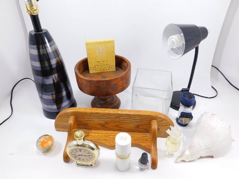 Lot of lamps and home decor items