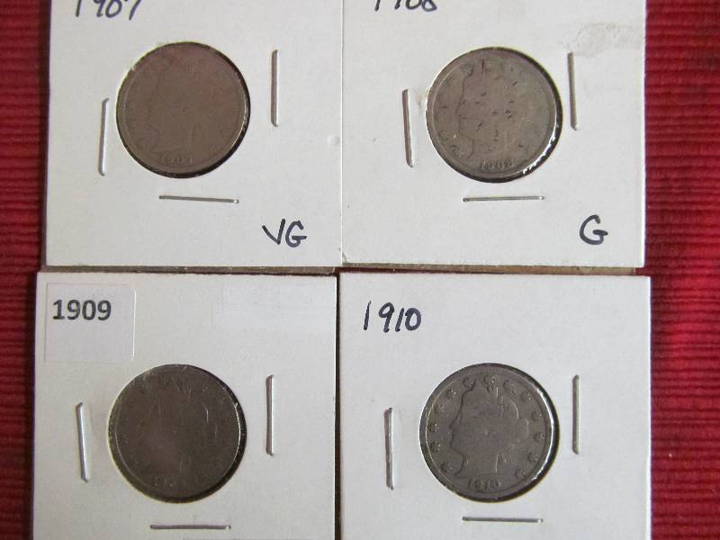 lot 18 image: coins