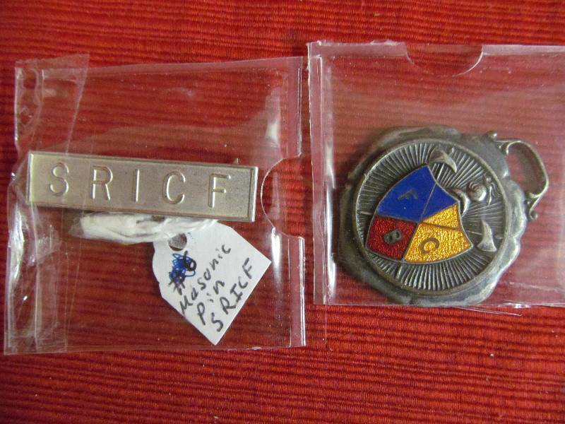 lot 91 image: Collectible Badges