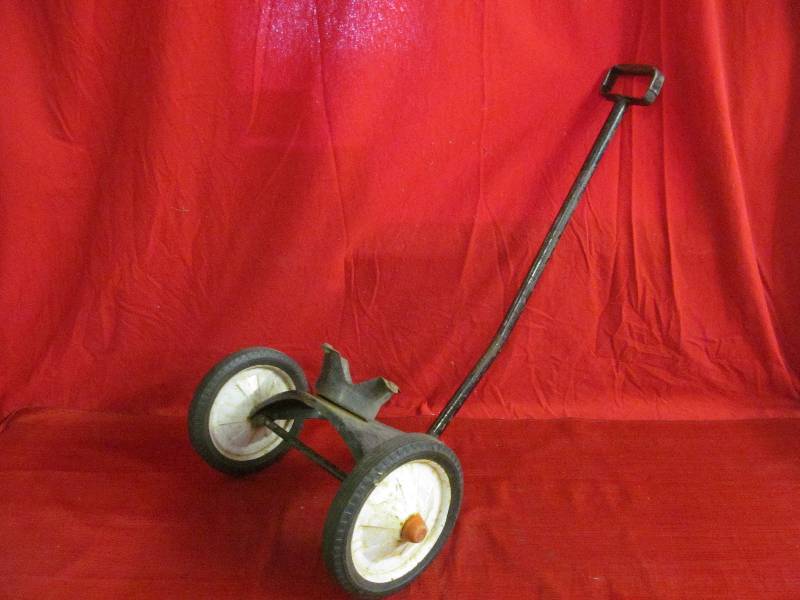 lot 173 image: vintage front axle wagon parts