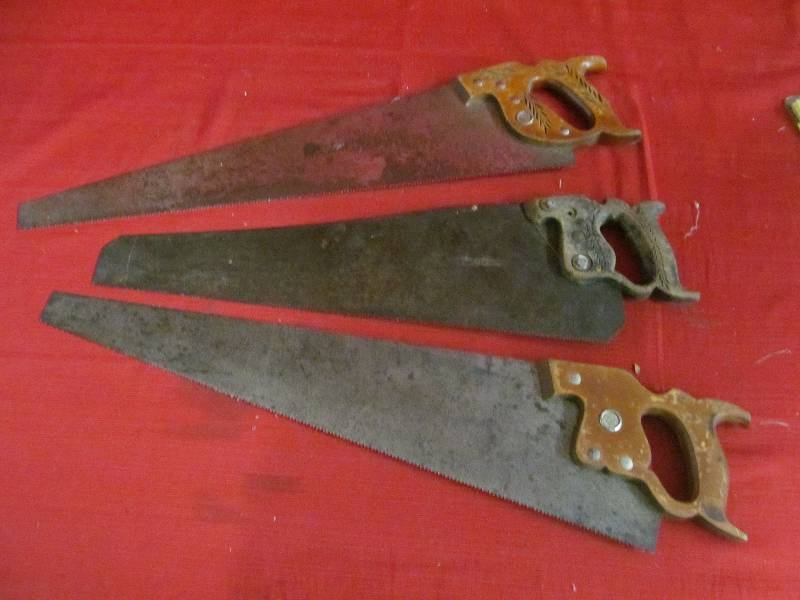 lot 185 image: handsaws