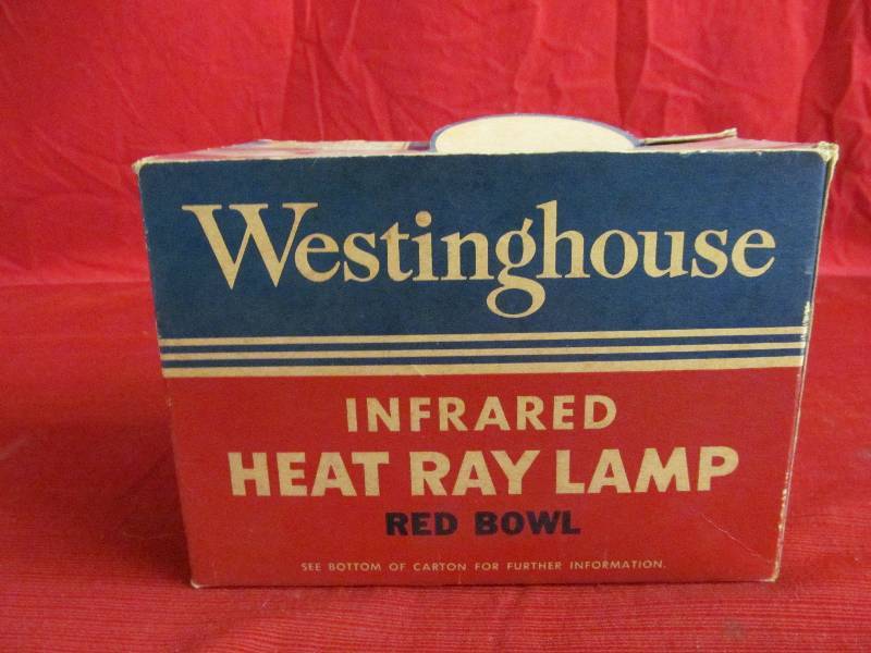 lot 211 image: vintage heat ray lamp