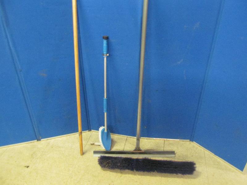 lot 217 image: broom ,brush, squeegee