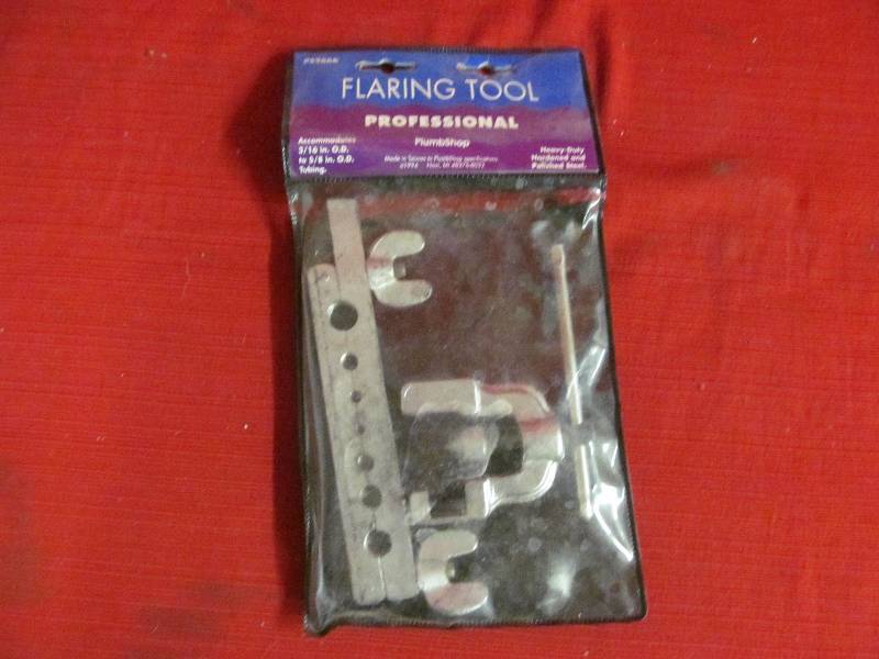 lot 235 image: Flaring tool set