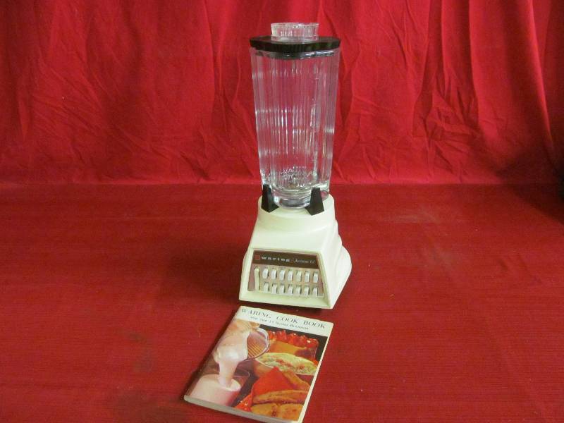 lot 290 image: Blender