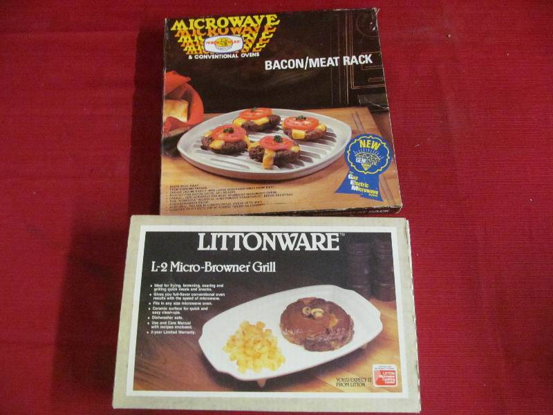lot 297 image: Micro Browner GrillBacon Rack