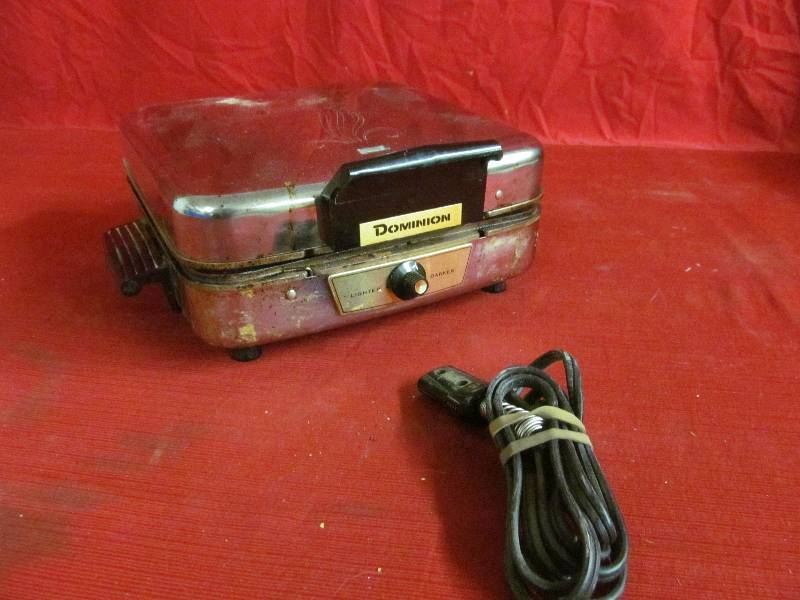 lot 319 image: Waffle Maker