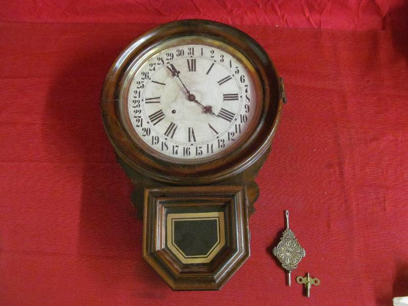 lot 340 image: Wall Clock