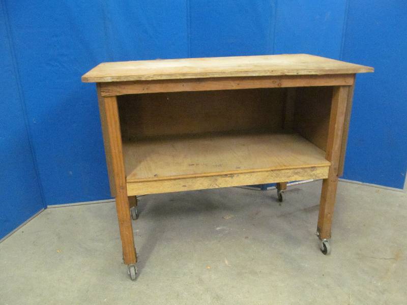 lot 364 image: Shop Cart