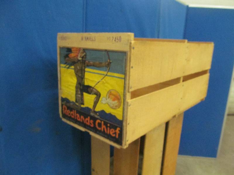 lot 371 image: Fruit Crate