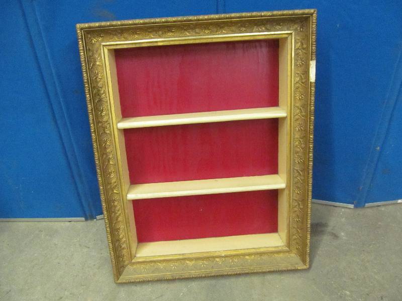 lot 376 image: Shadow Box