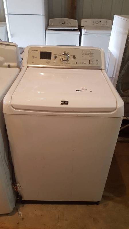 lot 12 image: Maytag   Washer