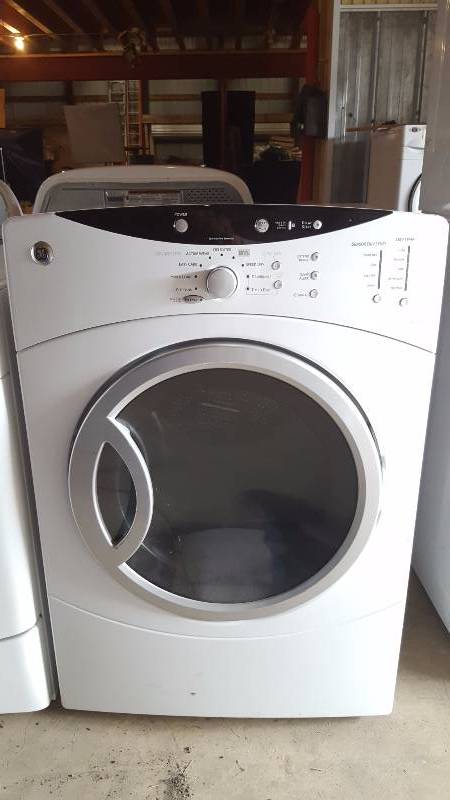 lot 22 image: GE  Washer