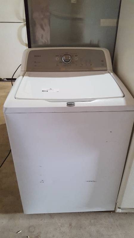lot 31 image: Maytag   Washer