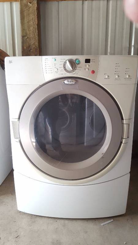 lot 40 image: Whirlpool Washer