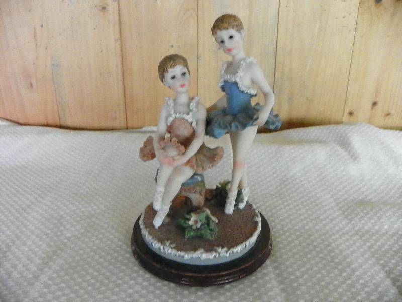 Figurine