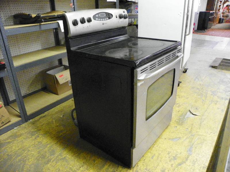 Maytag Smooth Top Stove