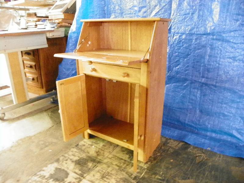 Kitchen shelf