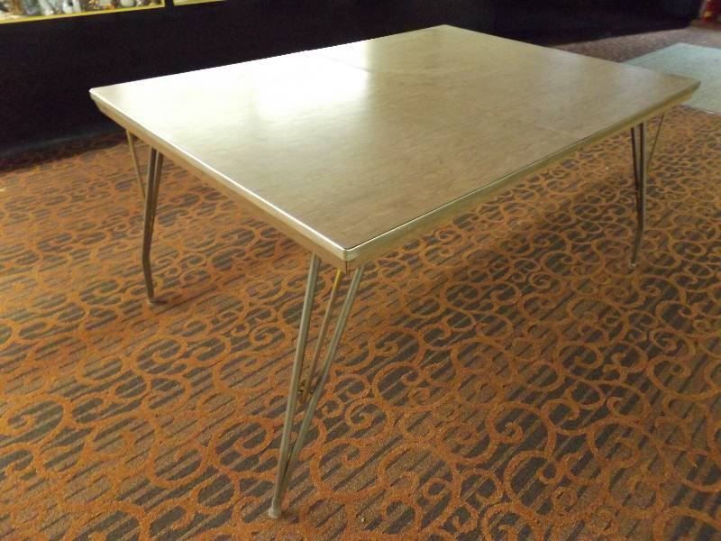 40s-50s Era Table