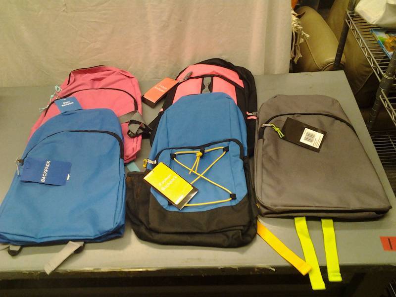 lot 38 image: 5-New Back Packs With Tags