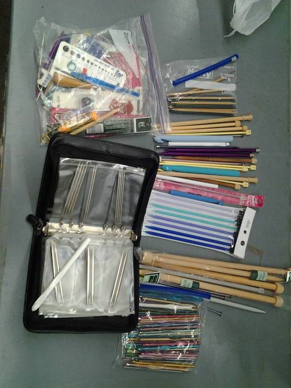 lot 45 image: Knitting Needles, Crochet Hooks, Row Counting Guide & Accessories
