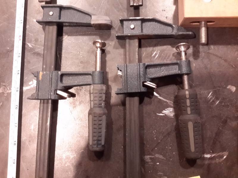 lot 84 image: 4, Wood Clamps and Wood  Clamp.. See ruler in picture for sizes