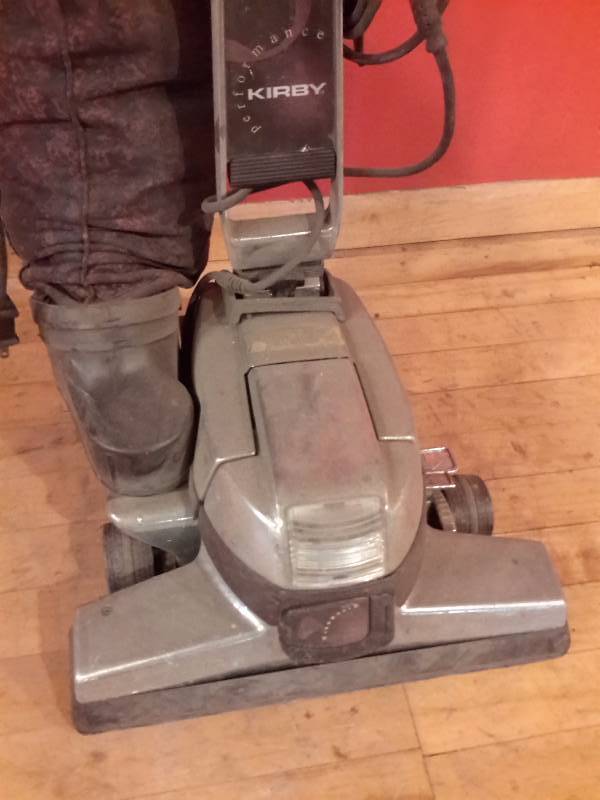 lot 115 image: Kirby Upright vacuum..plus extra bags.. Tested and works