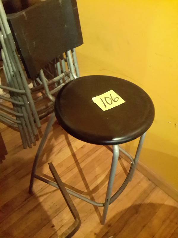 lot 106 image: 6 High seat  Black plastic and metal chairs