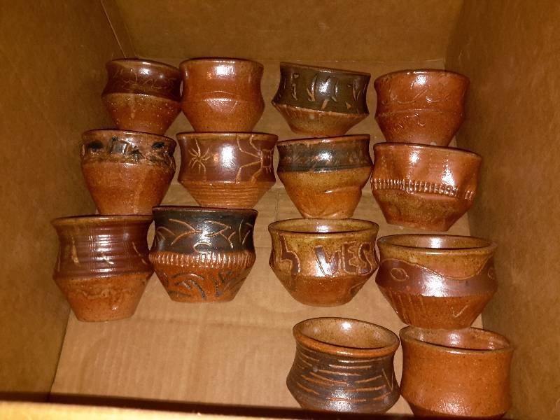 lot 111 image: 14, Pottery Cup Size potscups.  Very nice.. All pretty much same size, but all a little different. Had thrown.