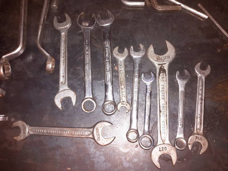 lot 87B image: Misc. Wrenches as pictured.
