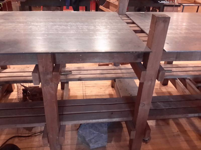 lot 1 image: Large Work bench with Heavy Steel Top