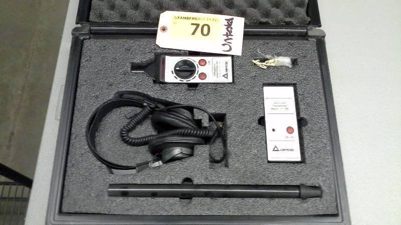 lot 70 image: Pasar Amprobe Ultrasonic Transmitter Model UT-200