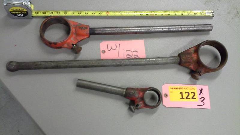 lot 122 image: Misc. Ratchet Head and Handle Pieces